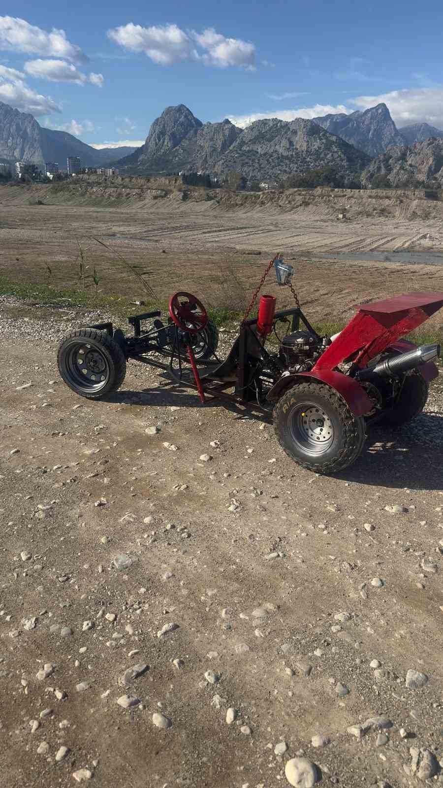 Arkadaşları &lsquo;Yapamazsın&rsquo; dedi, hızı saatte 160 kilometreye ulaşan hayalini ger&ccedil;ekleştirdi
