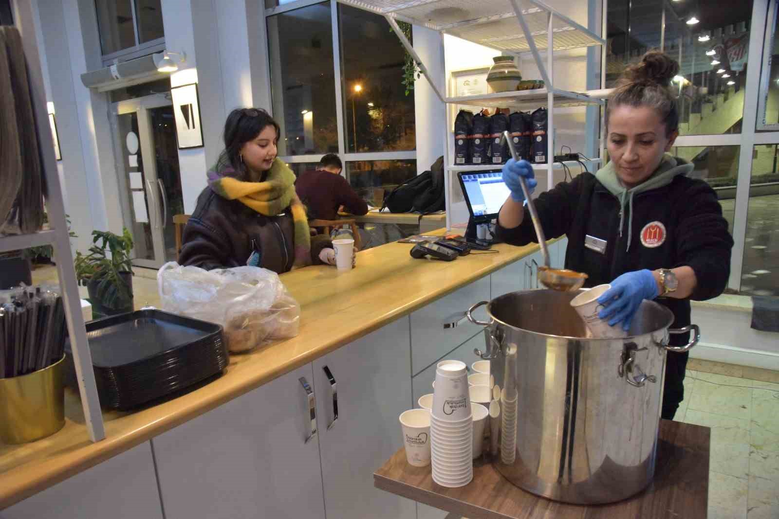 Bilecik’te sınav haftasında öğrencilere sıcak çorba desteği