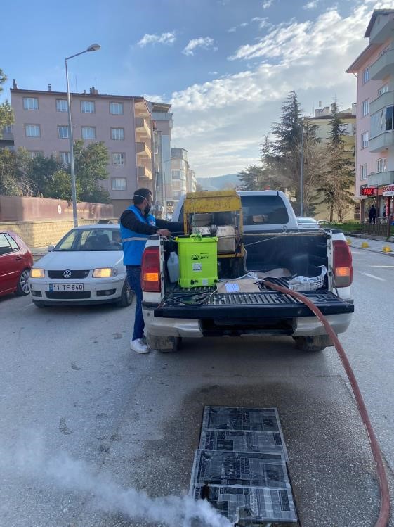 Bilecik&rsquo;te haşerelere karşı kışlık m&uuml;cadele
