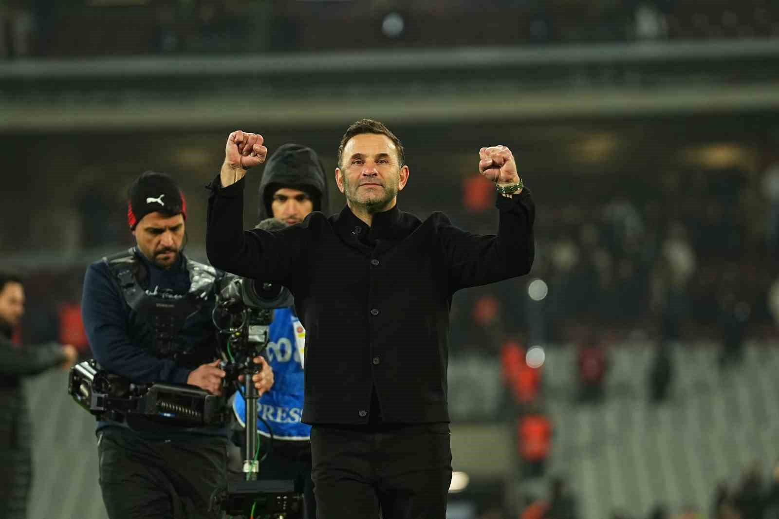 Okan Buruk, ligde deplasmanda 50 galibiyete en hızlı ulaşan teknik direktör oldu