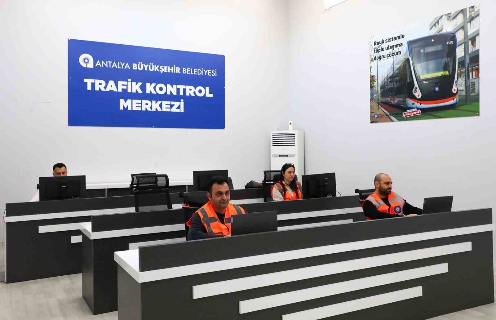 Antalya trafiği 7/24 takip altında