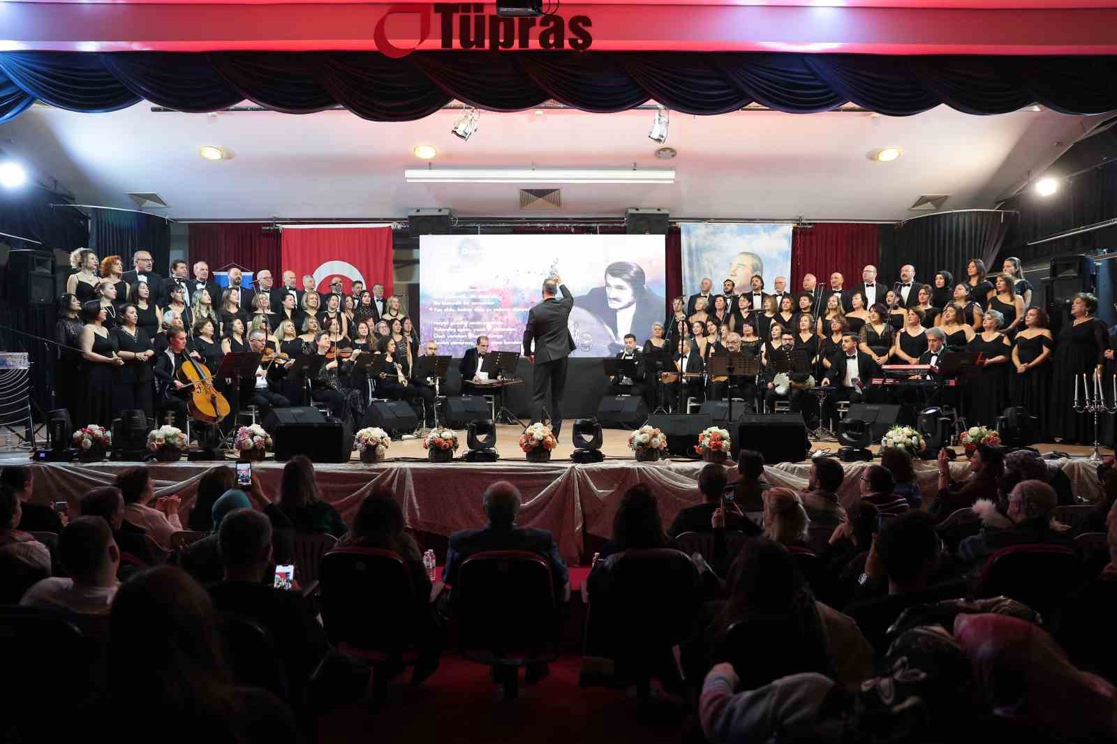 ASEV TSM Korosu, Şekip Ayhan &Ouml;zışık eserleriyle sahne aldı
