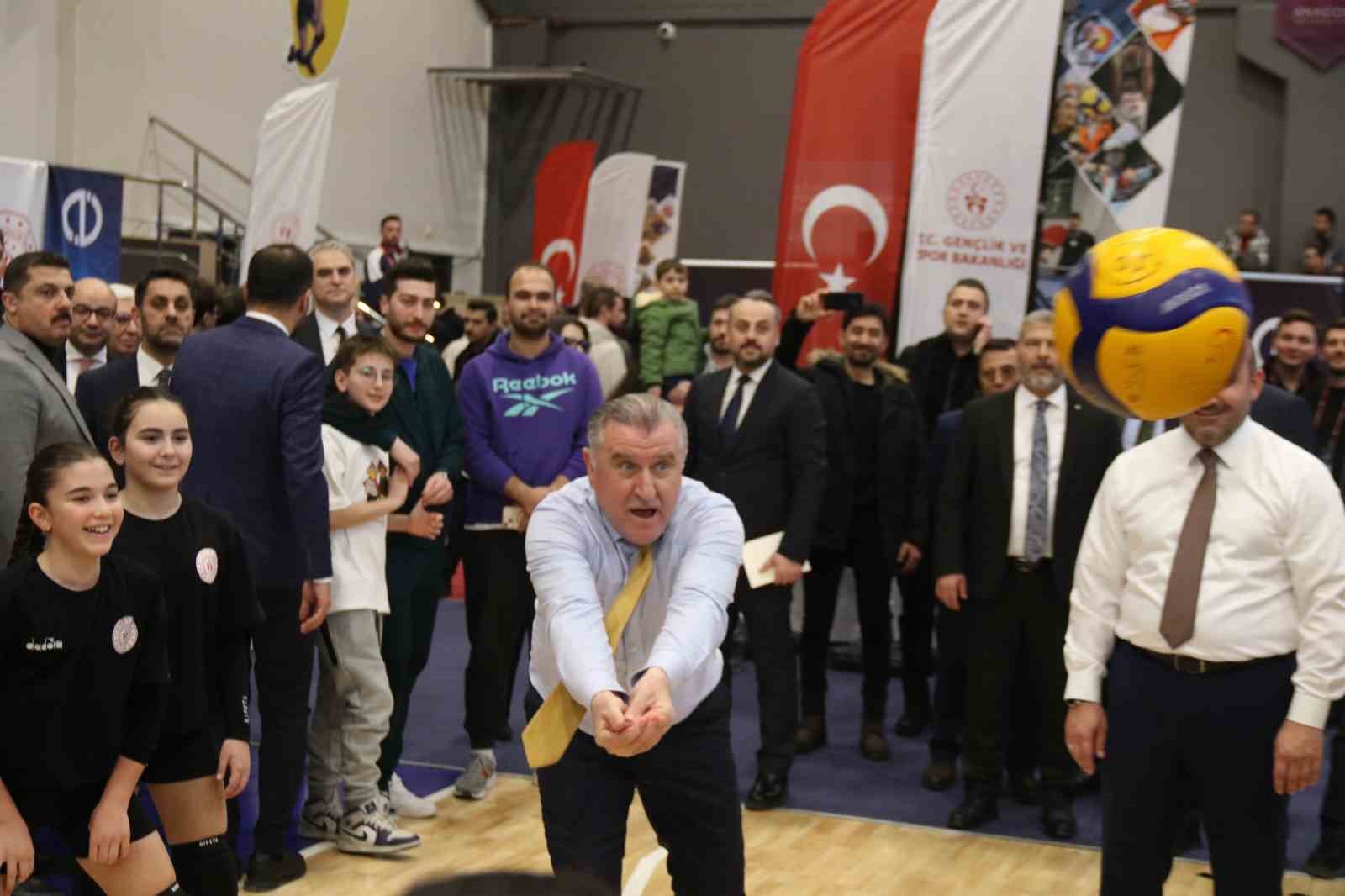 Bakandan NBA&rsquo;ye taş &ccedil;ıkaran performans
