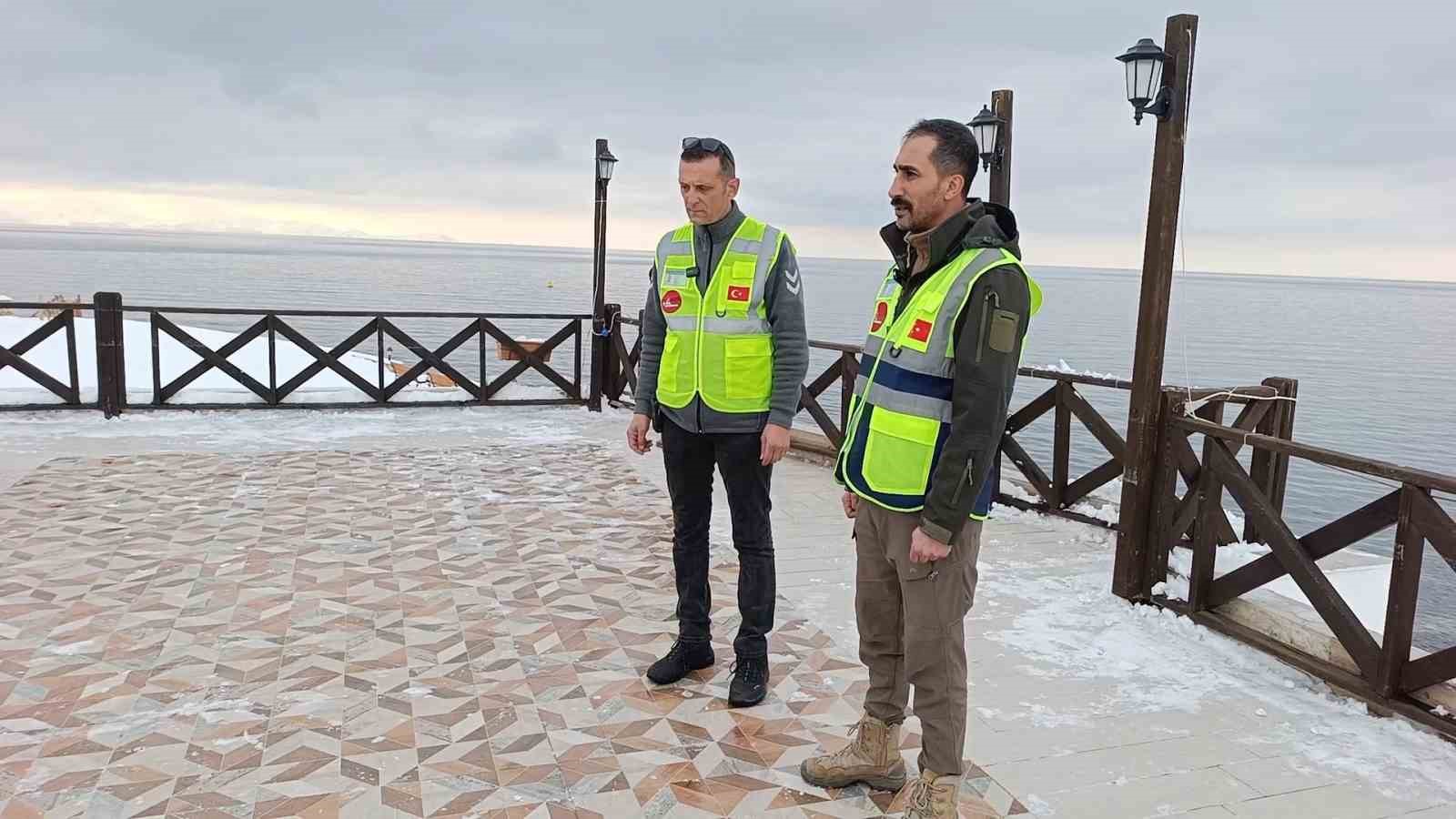 Van&rsquo;da İHAKUT&rsquo;tan afetlere havadan m&uuml;dahale toplantısı
