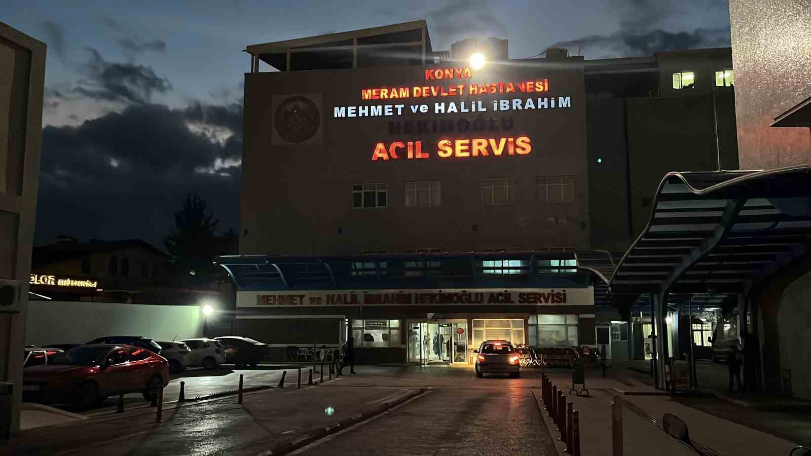 Konya&rsquo;da motosiklet otob&uuml;s durağına &ccedil;arptı: 1 &ouml;l&uuml;
