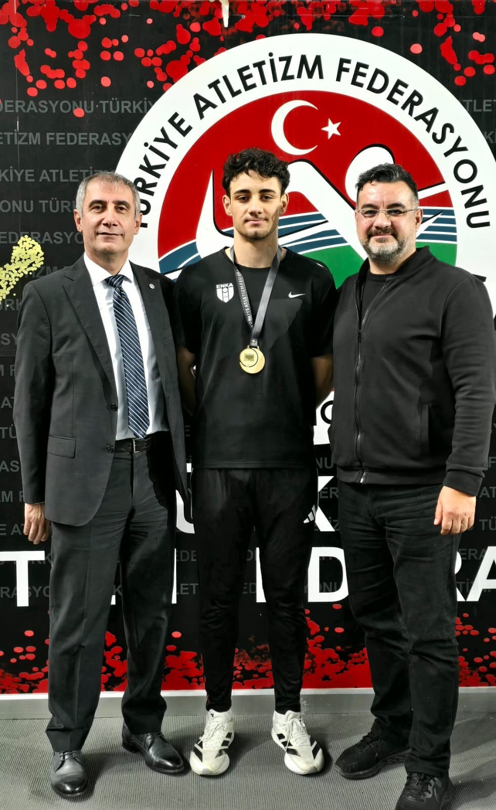 Aydınlı sporcular İstanbul&rsquo;dan başarıyla d&ouml;nd&uuml;
