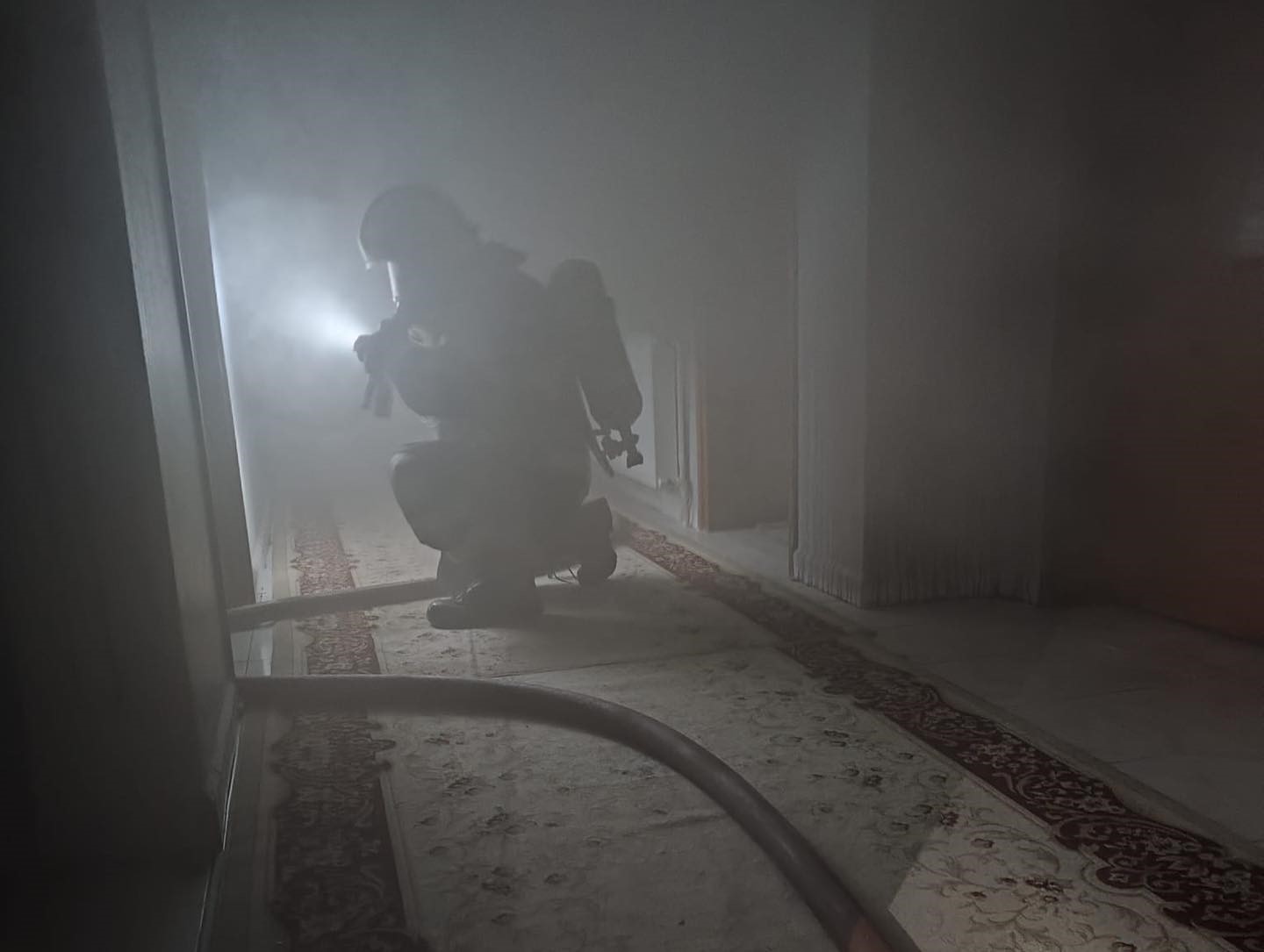 Defne&rsquo;de ev yangını
