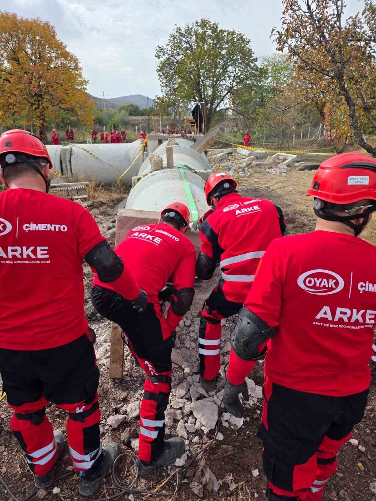 OYAK &Ccedil;imento ARKE Arama ve Kurtarma Ekibi kuruldu
