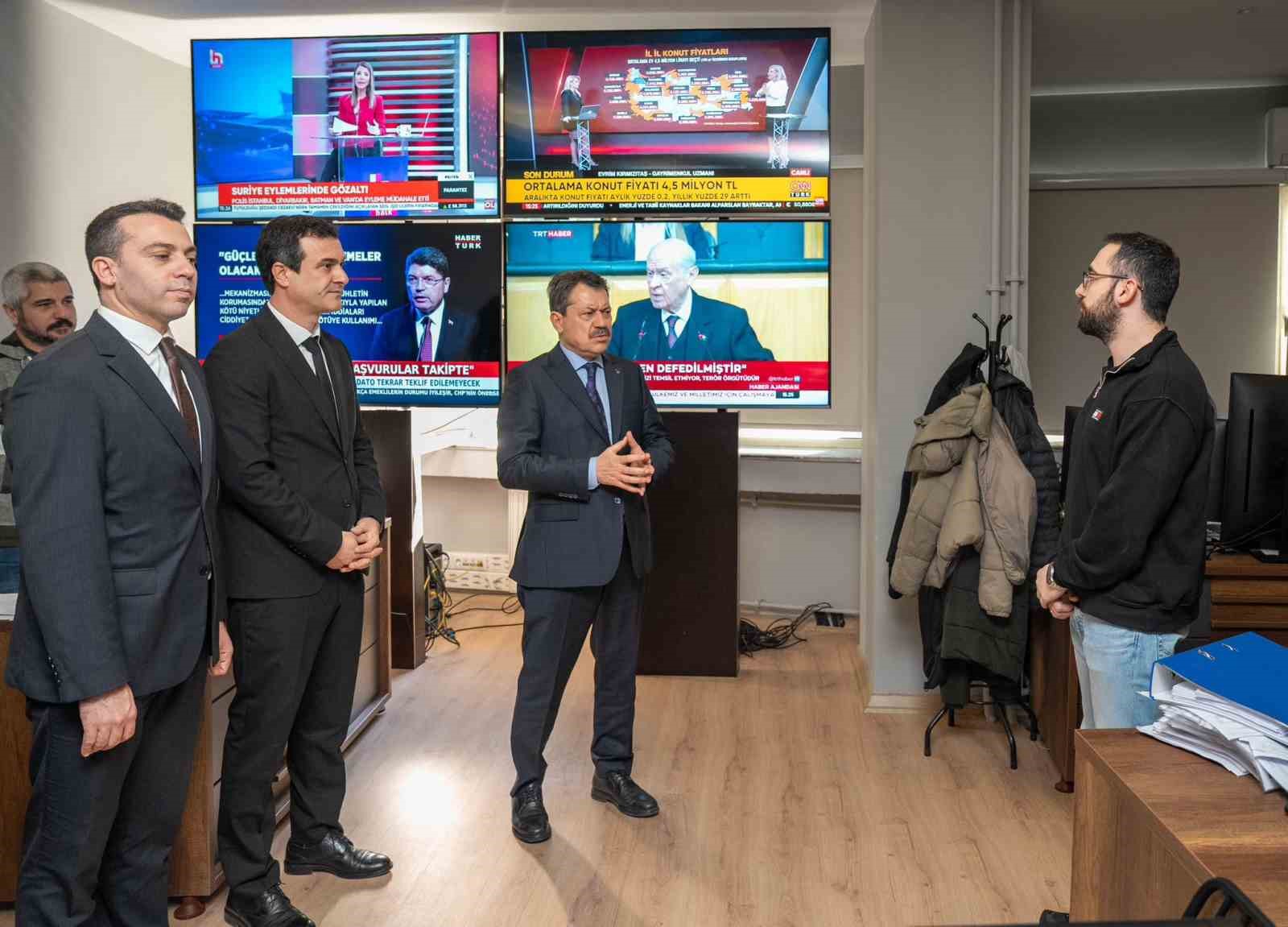 İzmir&rsquo;de tarihin en b&uuml;y&uuml;k operasyonu sonrası adli olaylar y&uuml;zde 30 azaldı
