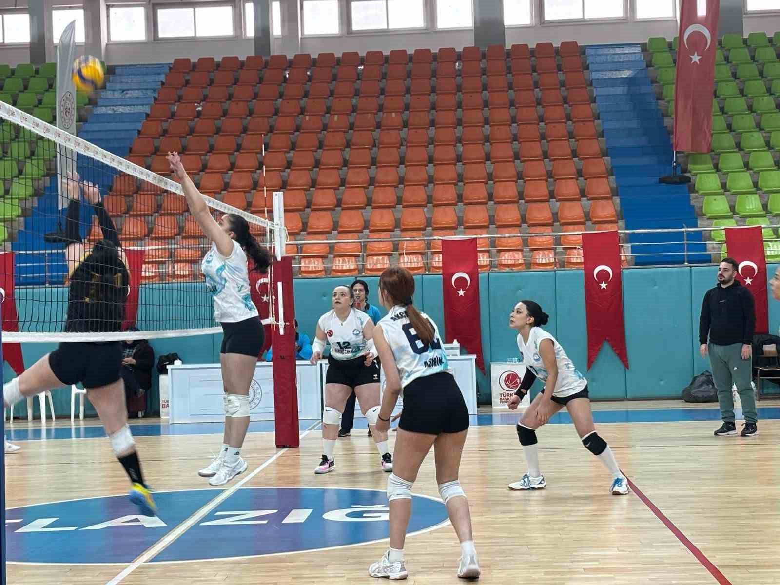 Yıldız Kadınlar Voleybol İl Birinciliği tamamlandı