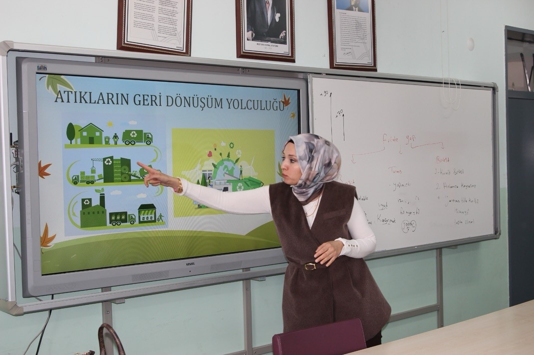 Kütahya’da bin 300 öğrenciye sıfır atık eğitimi