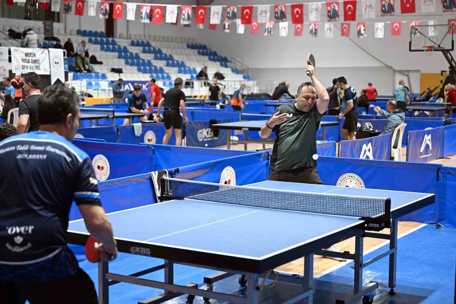 Mersin’de 5. Ulusal Masa Tenisi Veteran Turnuvası tamamlandı