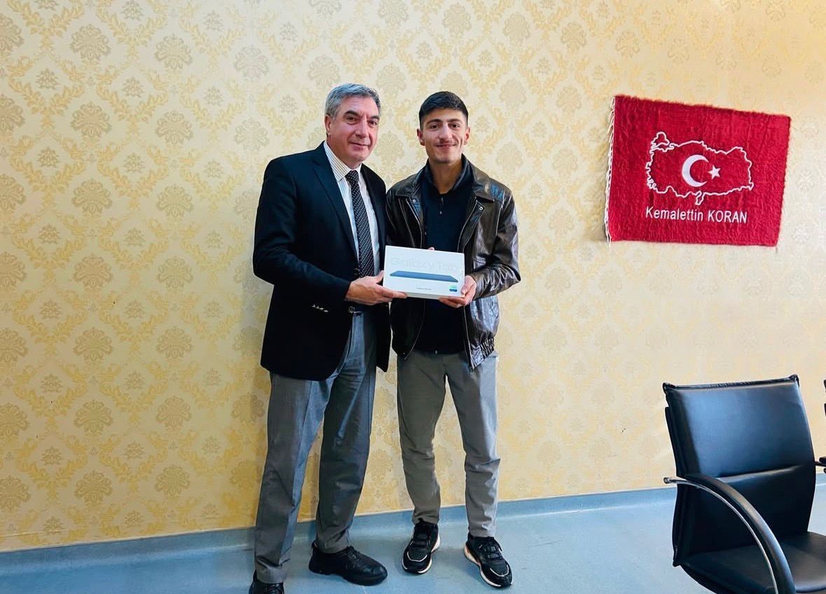 Diyadin&rsquo;de gen&ccedil;lere tablet desteği
