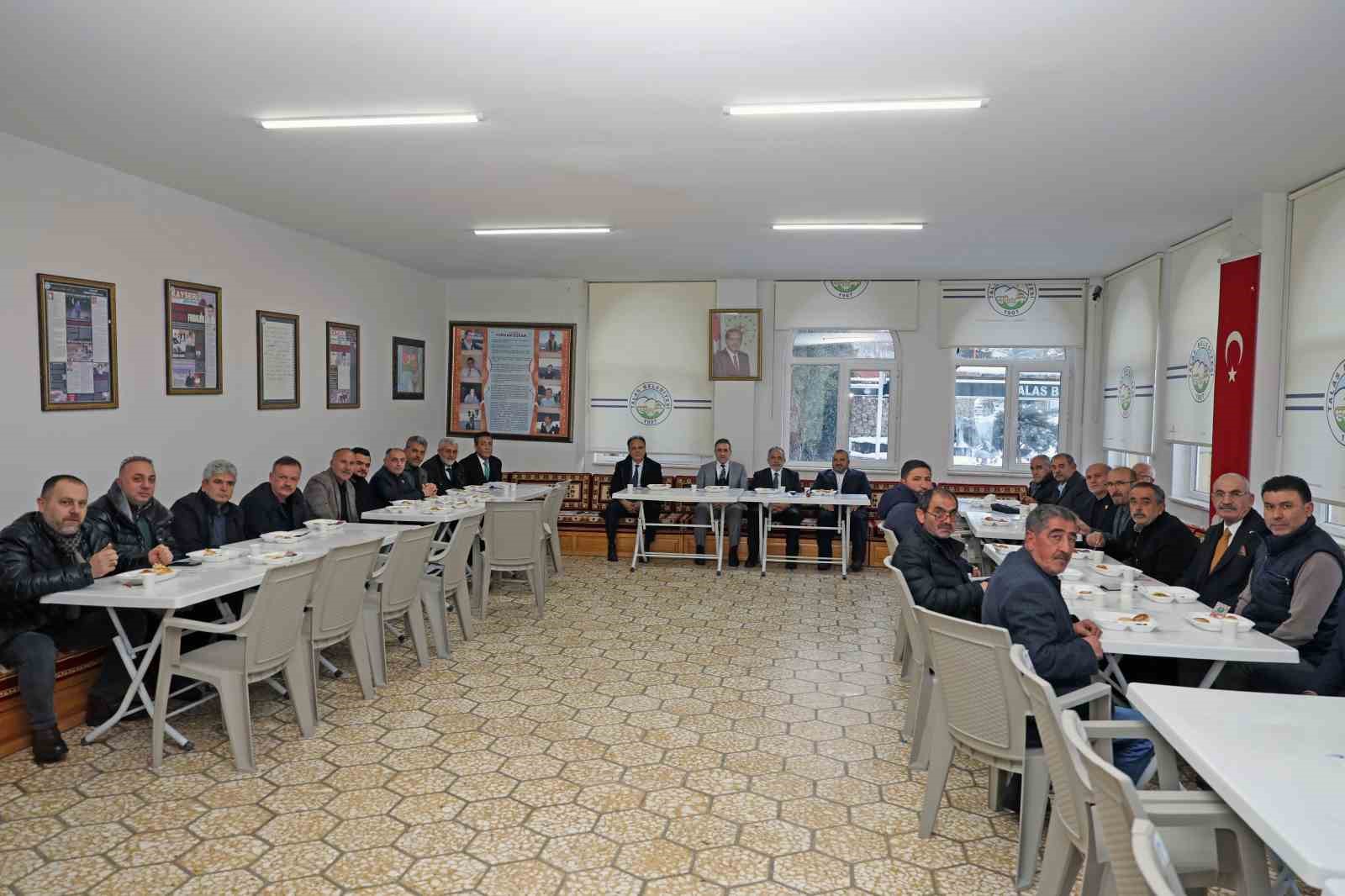 Talas&rsquo;ta 7 yıllık istiaşare geleneği Reşadiye&rsquo;de s&uuml;rd&uuml;
