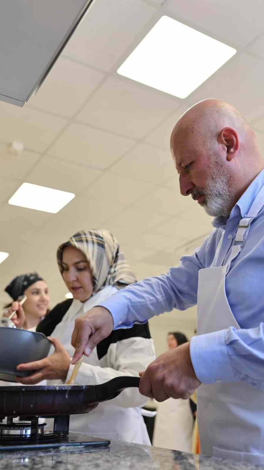 Başkan &Ccedil;olakbayrakdar: "Hanım kardeşlerimiz Kocasinan Akademi&rsquo;de &uuml;retiyor, kazanıyor"
