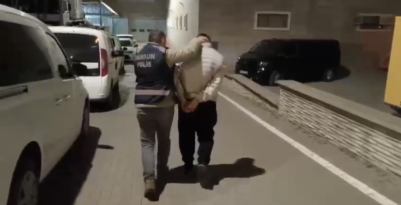 Samsun&rsquo;da 23 yıl ve 18 yıl hapis cezasıyla aranan 2 kişi yakalandı
