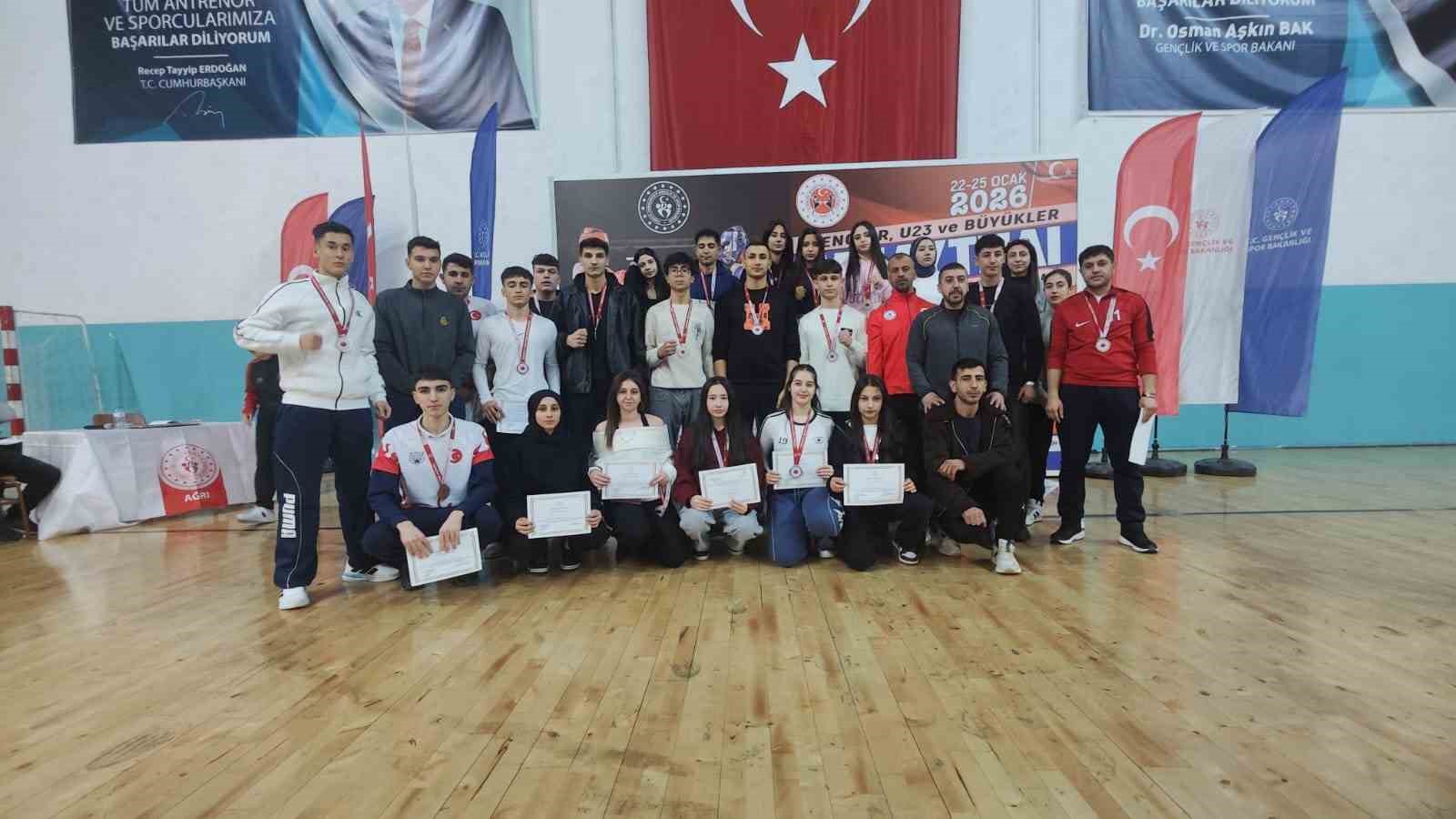 Malatya, Muay Thai Şampiyonası’ndan 25 madalyayla döndü