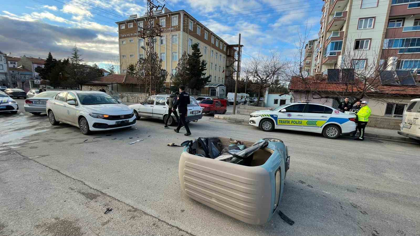 Oğlunun kaza yaptığını duyan anne: "Benim &ccedil;ocuğum nerede" diye ağladı
