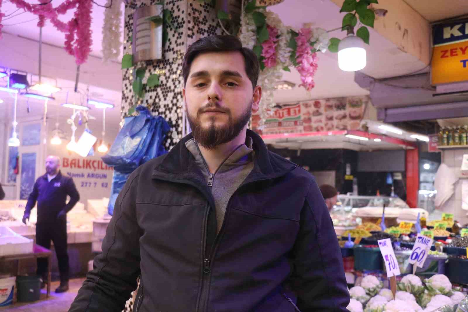 Pazarın gözdesi kış sebzeleri oldu
