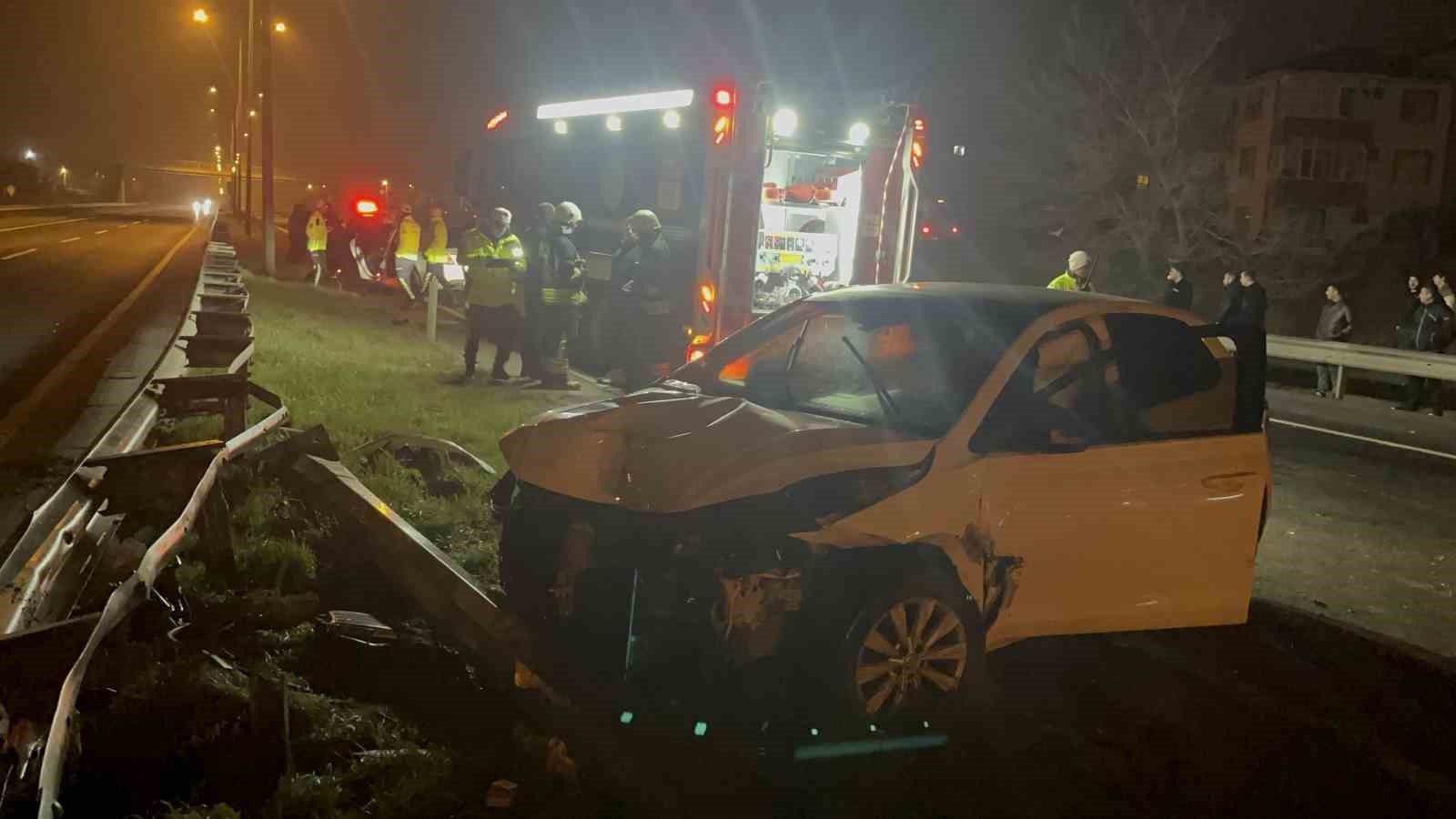 Tekirdağ’da alkollü sürücü aydınlatma direğine çarptı