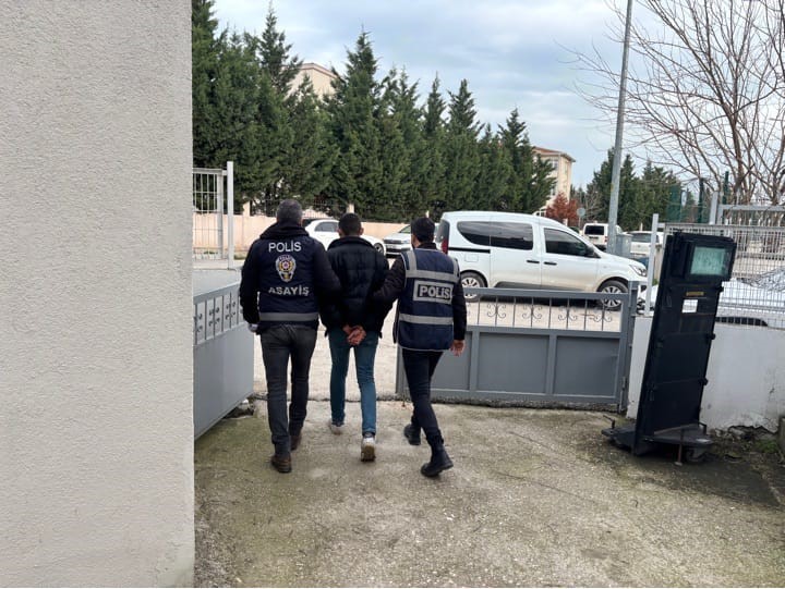 Bursa’da 8 yıl hapis cezası bulunan şahıs yakalandı
