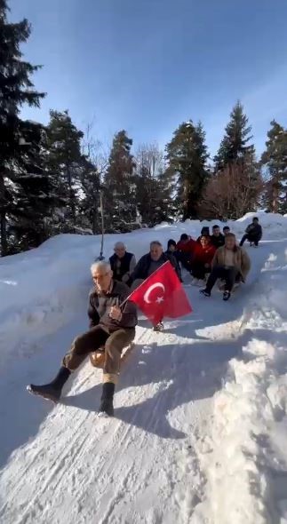 Artvin’de 7’den 70’e kızak keyfi