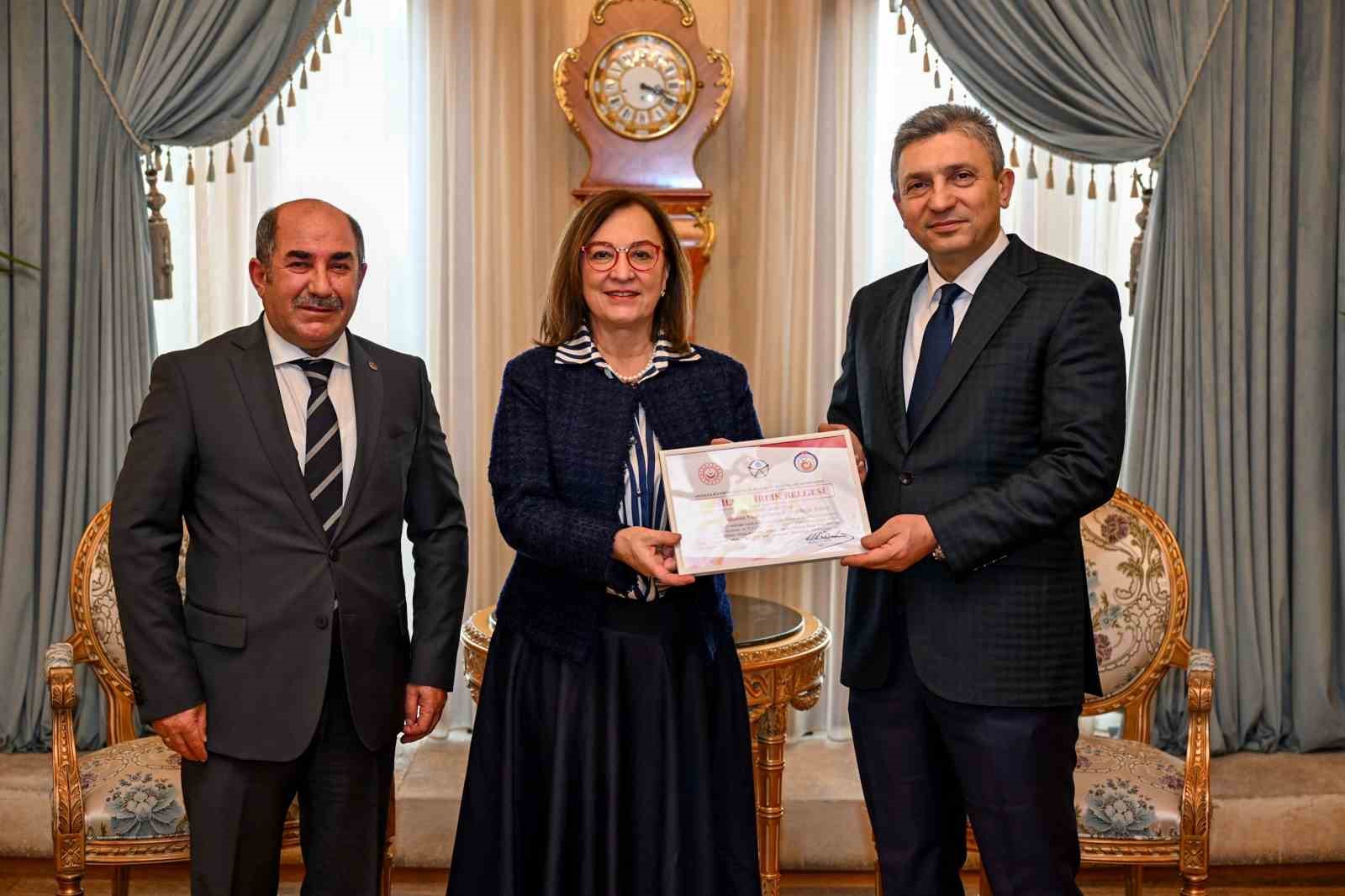 Muratpaşa&rsquo;ya &lsquo;Erişilebilirlik Belgesi&rsquo;
