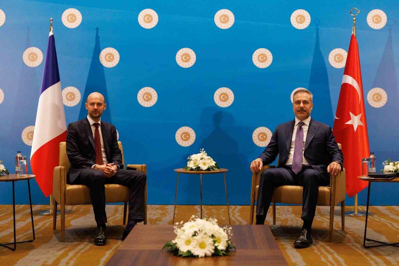 Bakan Fidan, Fransız mevkidaşı Barrot ile g&ouml;r&uuml;şt&uuml;
