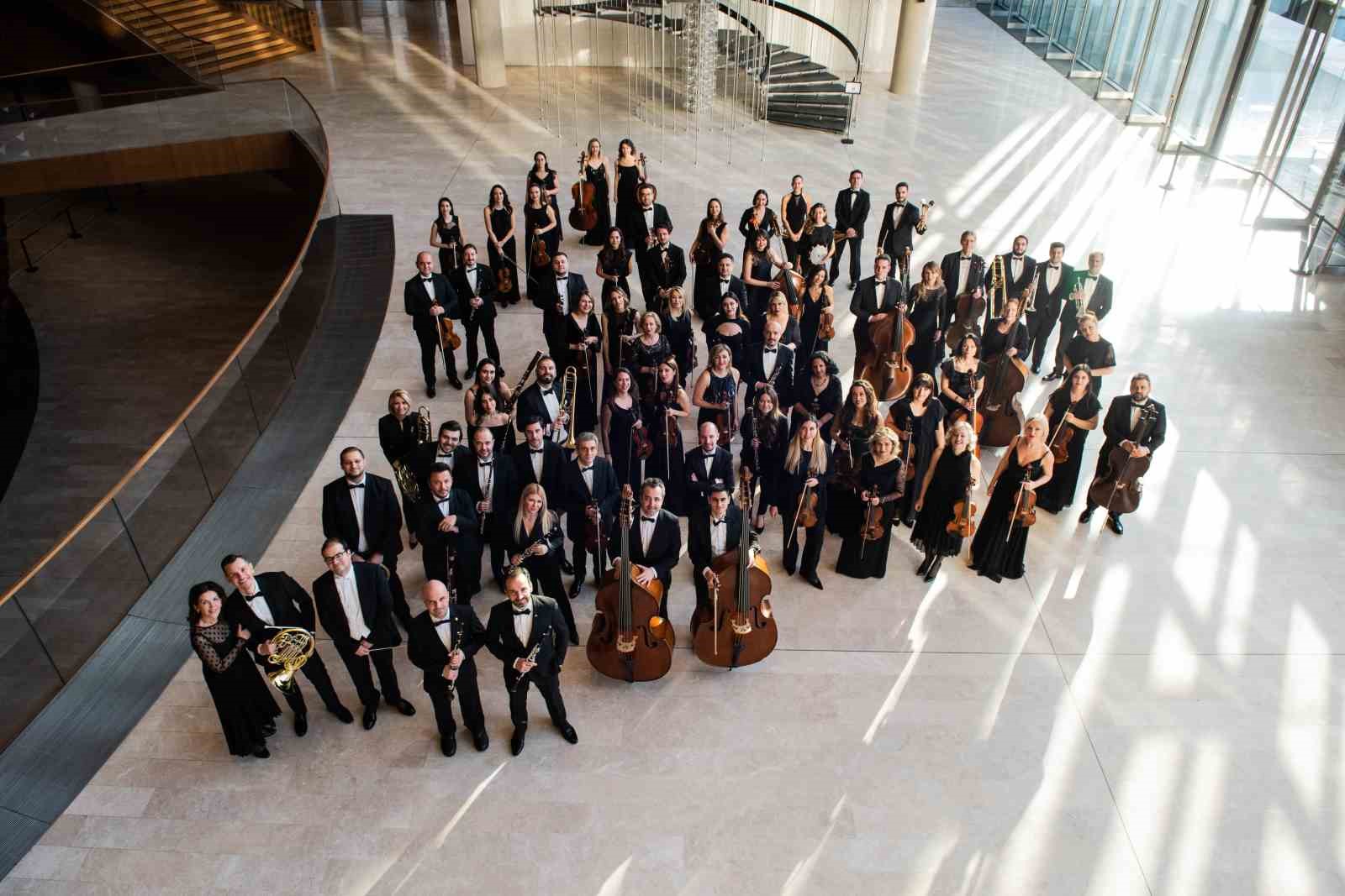 Şef Giuseppe Mengoli ve piyanist Cem Babacan İstanbul Devlet Senfoni Orkestrası sahnesinde buluşuyor