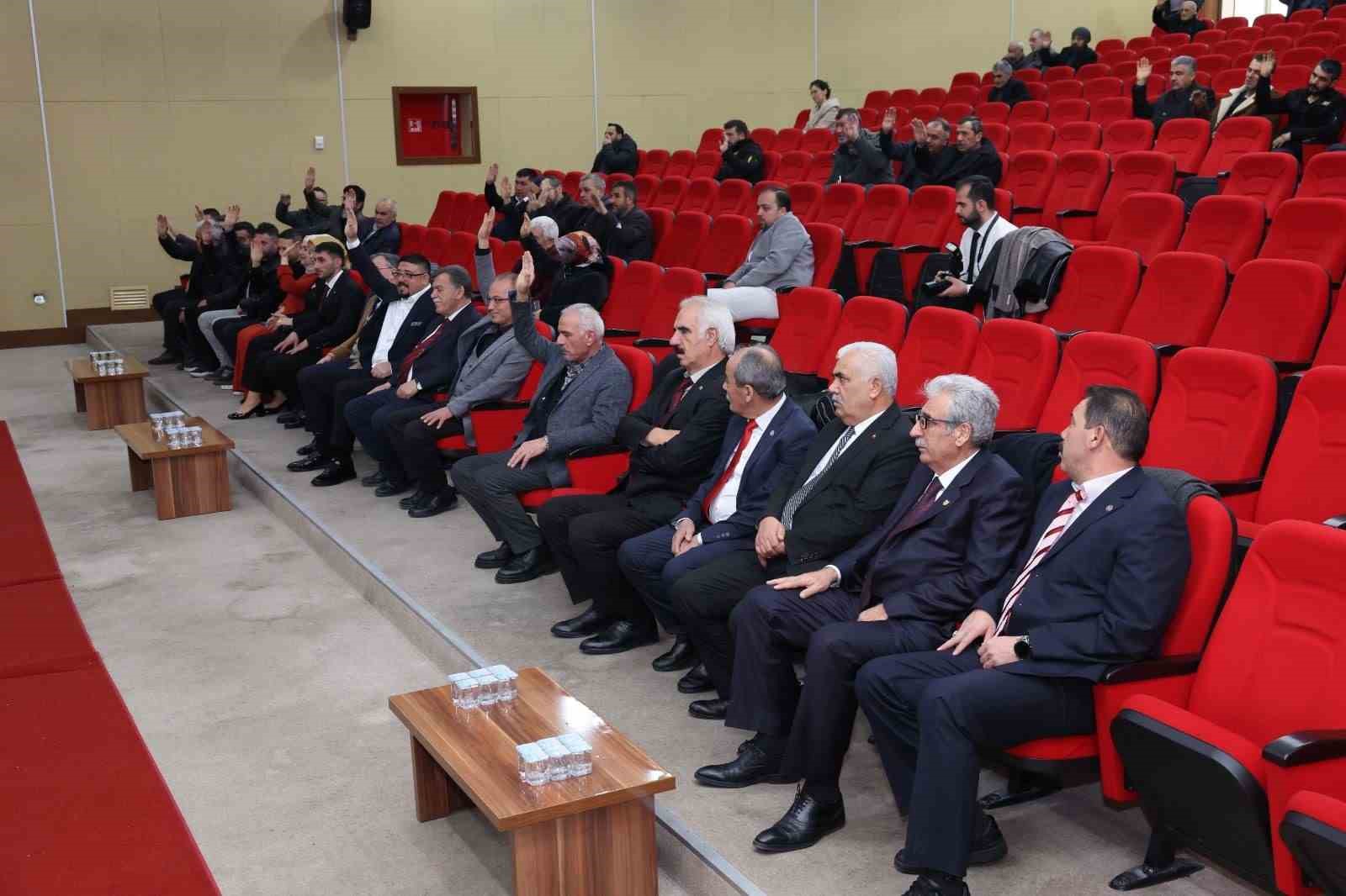 Başkan &Ouml;zdoğan: "Esnafımız, Hacılar&rsquo;ımızın temel direğidir"
