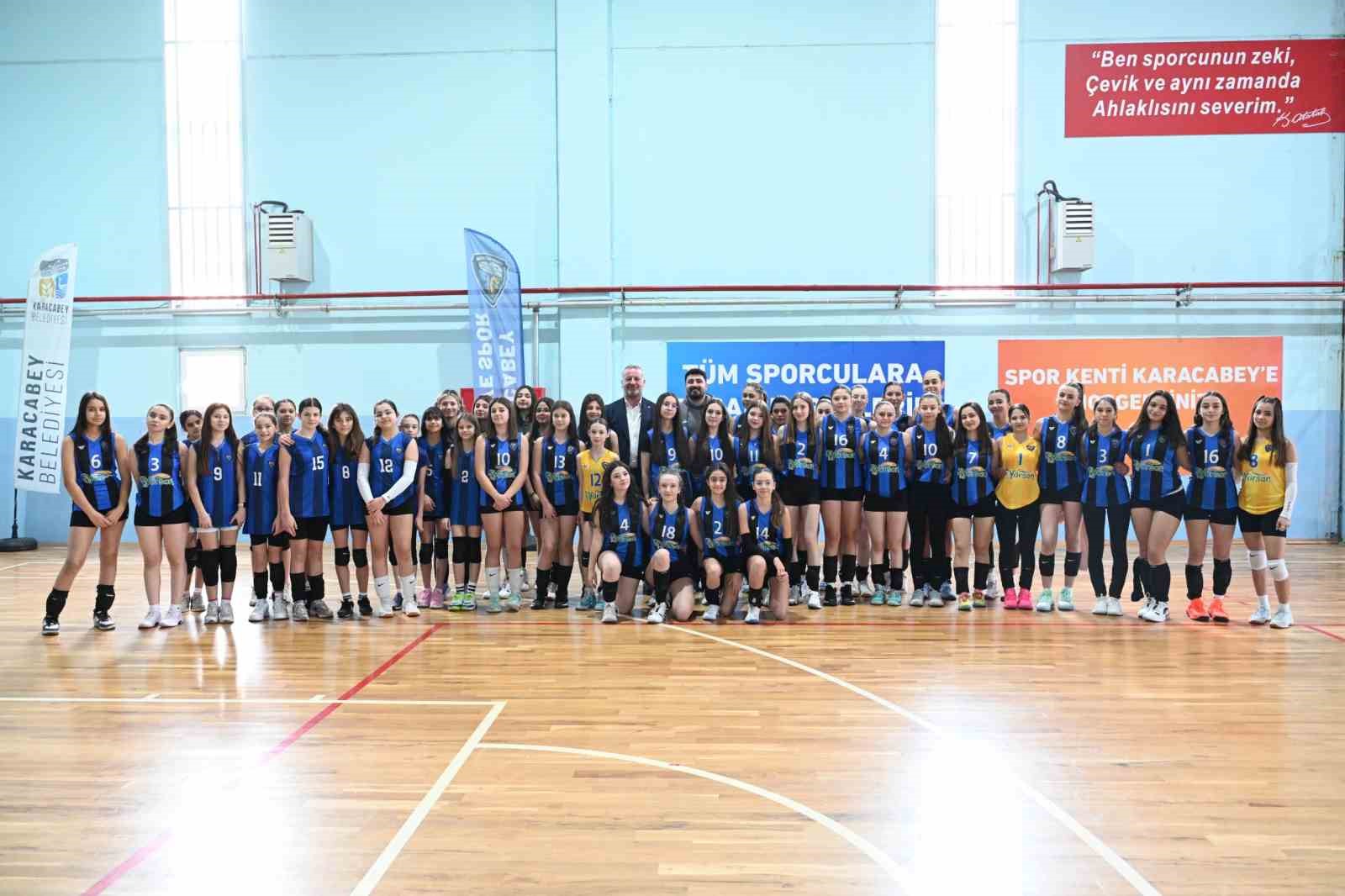 Karacabey Belediyesi&rsquo;nden amat&ouml;r spora g&uuml;&ccedil;l&uuml; destek
