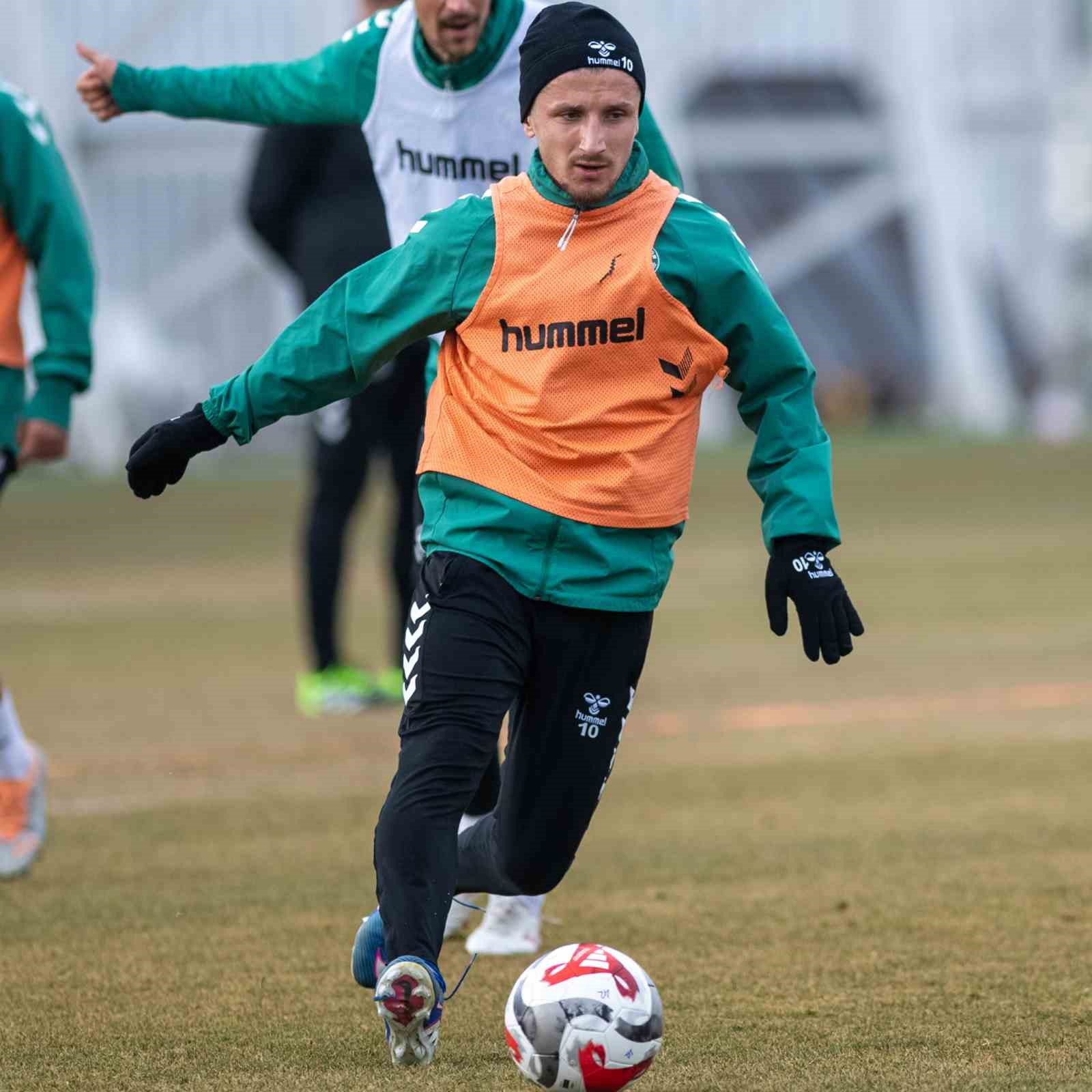 Konyaspor, Beşiktaş ma&ccedil;ının hazırlıklarına başladı
