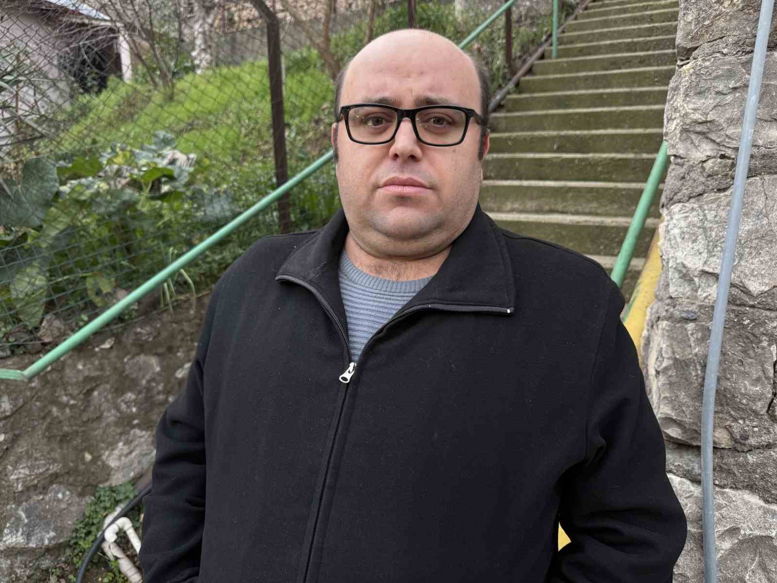 Fayanslar kabarınca AFAD ve polis harekete ge&ccedil;ti: Ev tedbiren tahliye edildi
