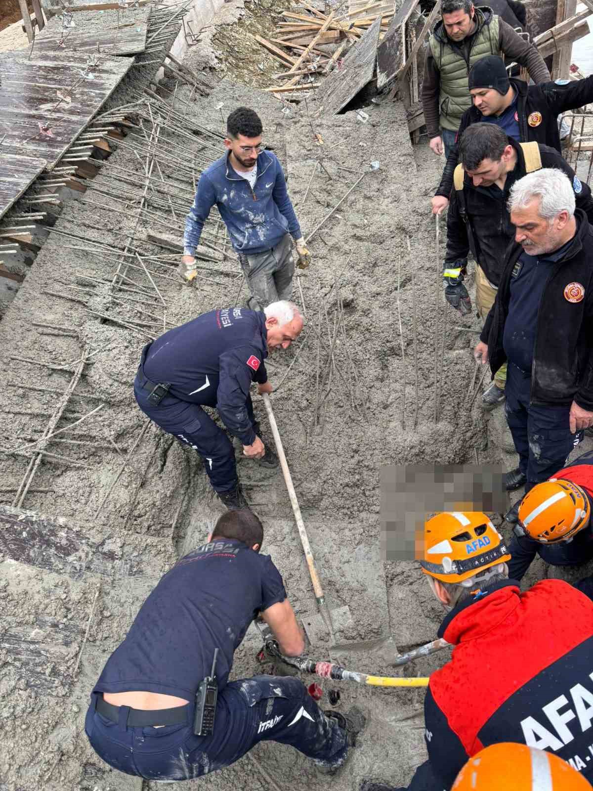 Tonlarca betonun altında kaldılar: 1 iş&ccedil;i &ouml;ld&uuml;, 2&rsquo;si sağ kurtarıldı
