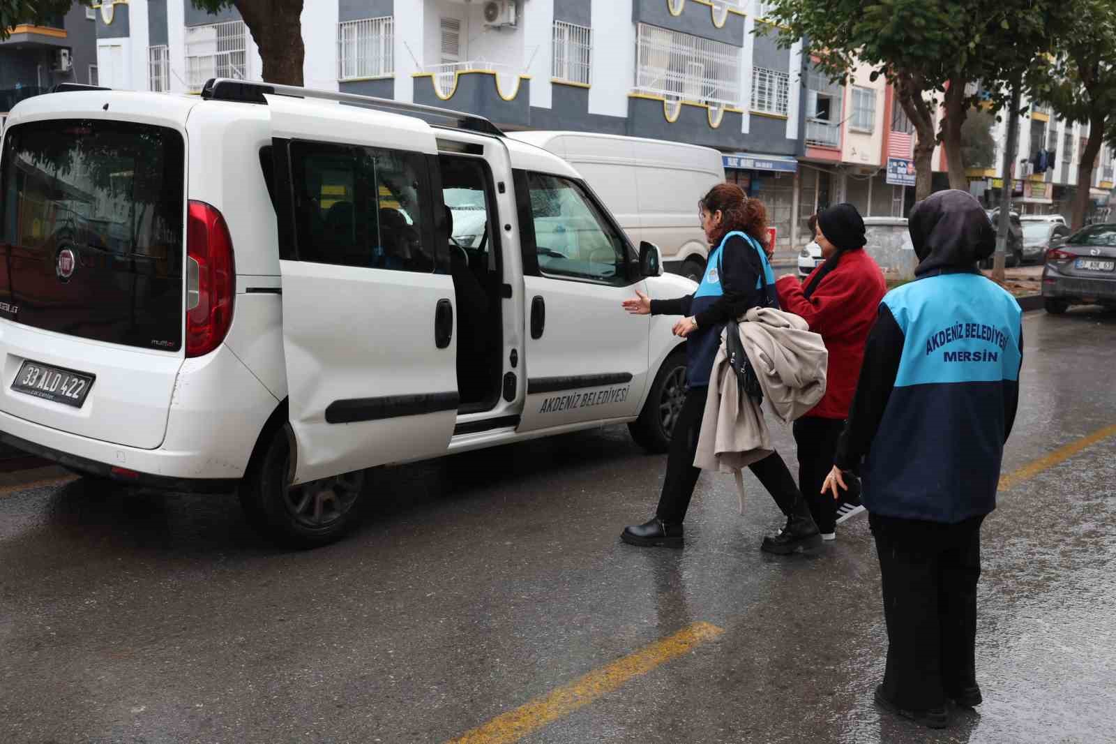 Mersin’de onkoloji hastaları ulaşım sorunu yaşamıyor