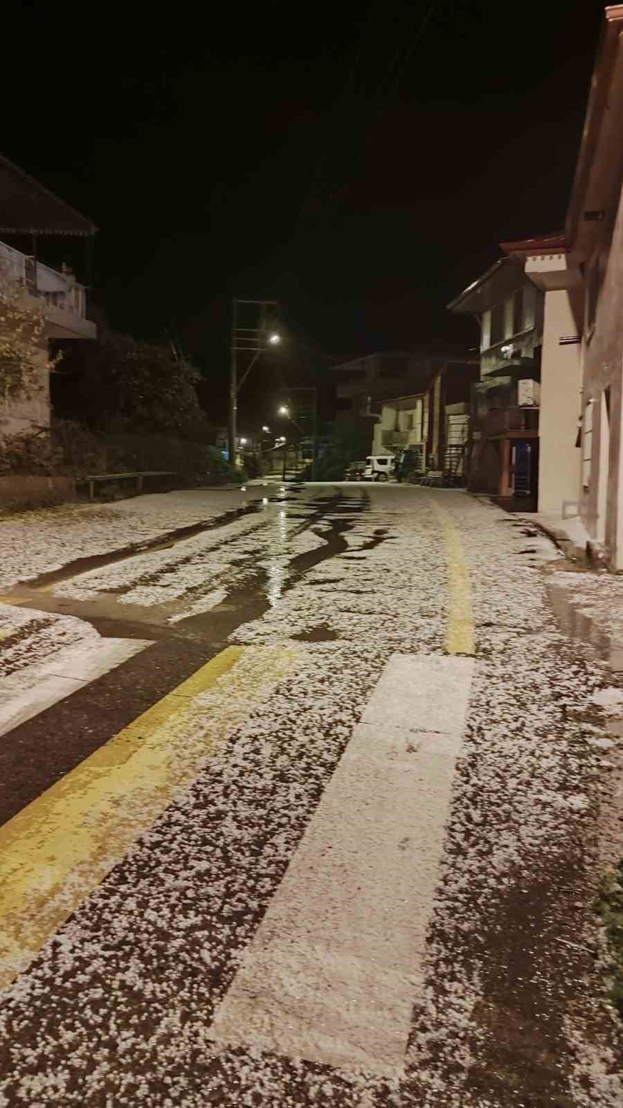 Dolu bu kez Bozyazı’yı vurdu