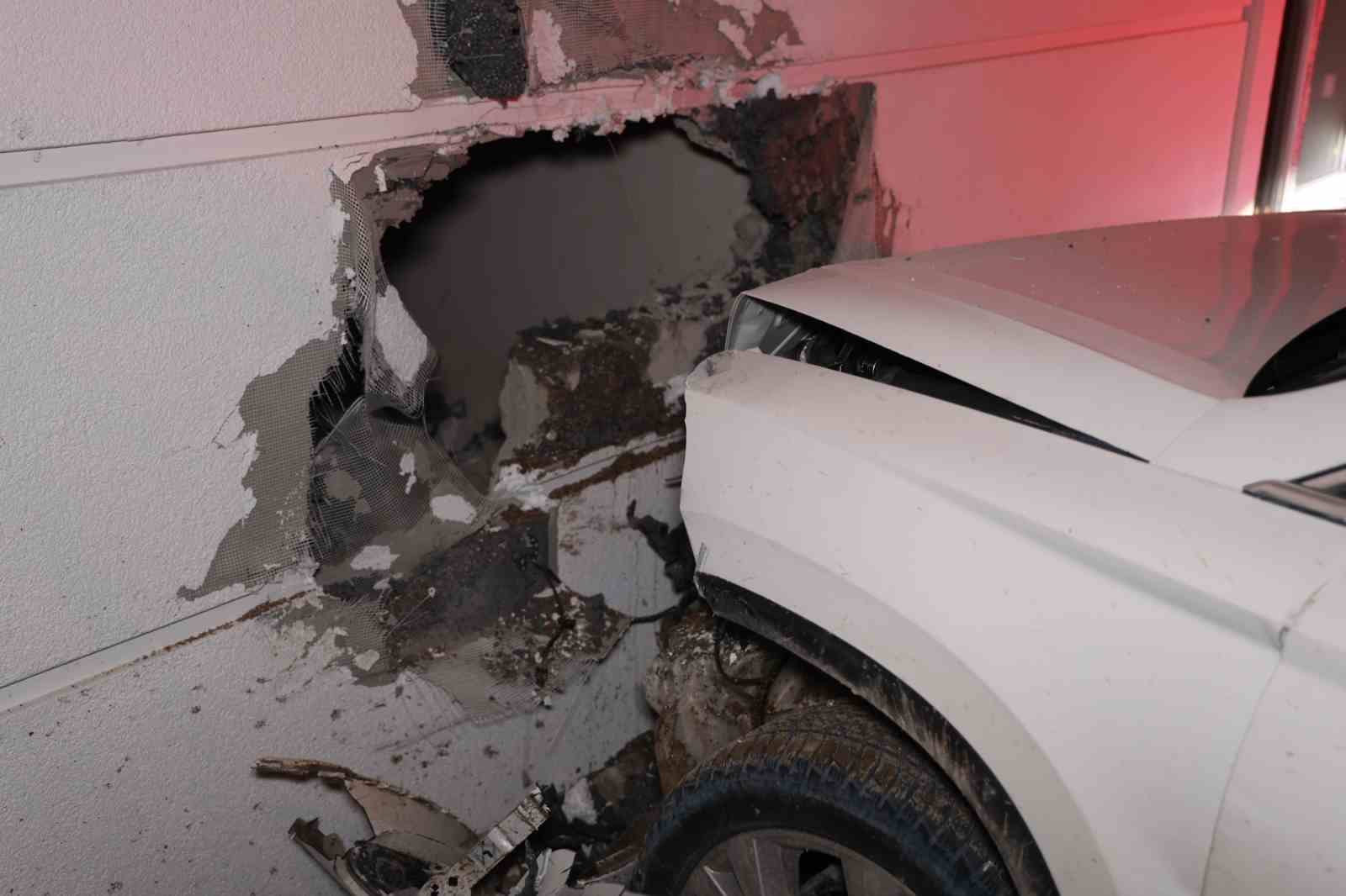 ’Dur’ ihtarına uymadı, kaza yapınca durmak zorunda kaldı