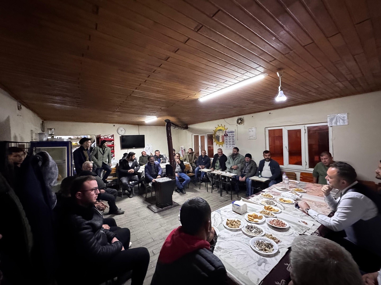 Başkan Semih Dere, Bulgurlar Mahallesi’nde vatandaşlarla buluştu