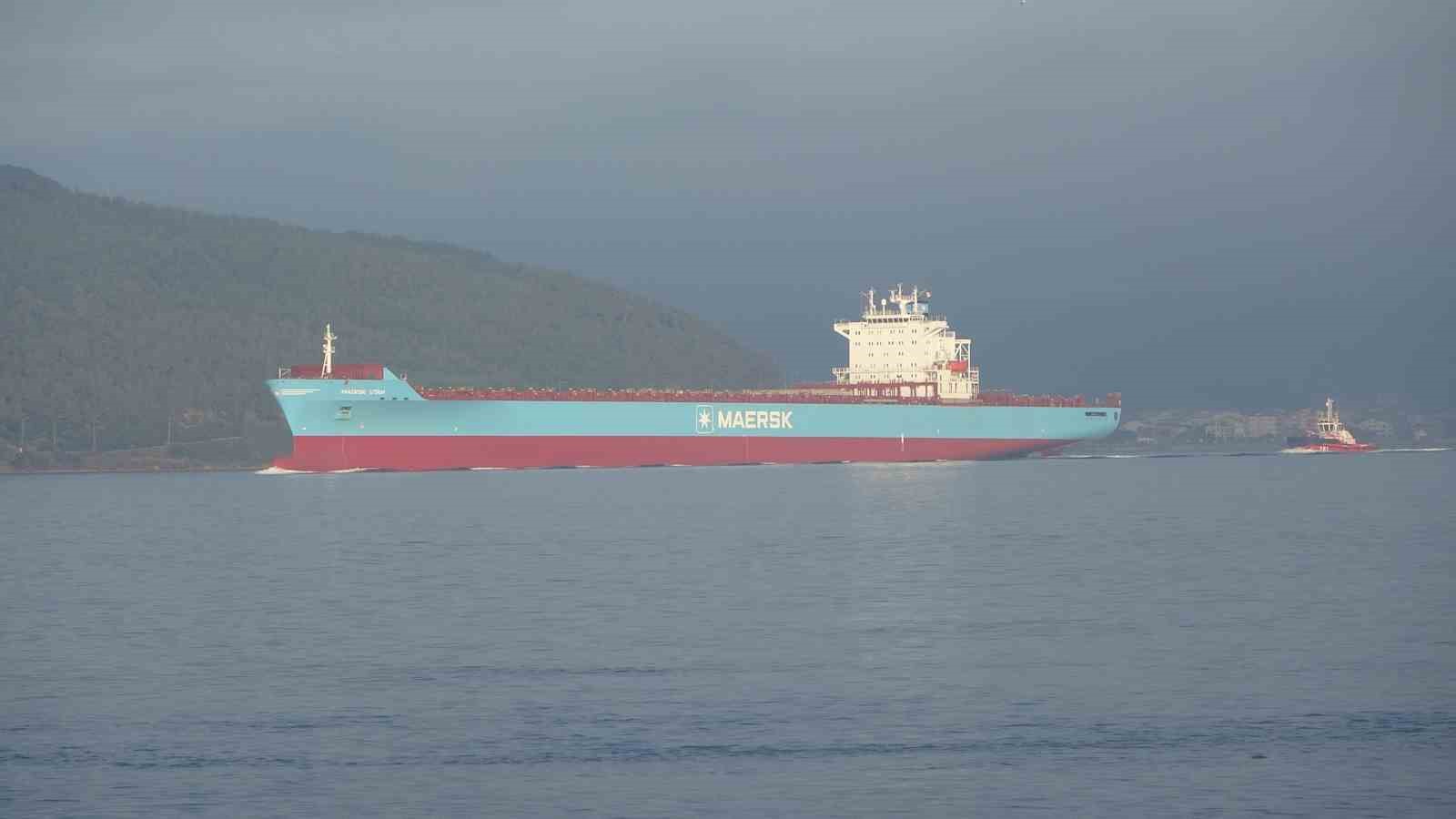 Çanakkale Boğazı’nda konteyner gemisi makine arızası yaptı