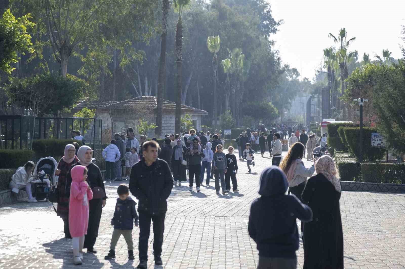 Tarsus Doğa Parkı yarıyıl tatilinde binlerce ziyaretçiyi ağırlıyor