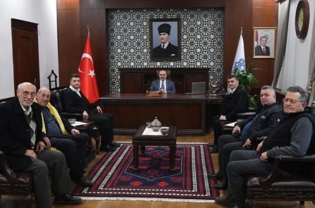 Balıkesir&rsquo;de Vali Ustaoğlu devecileri kabul etti
