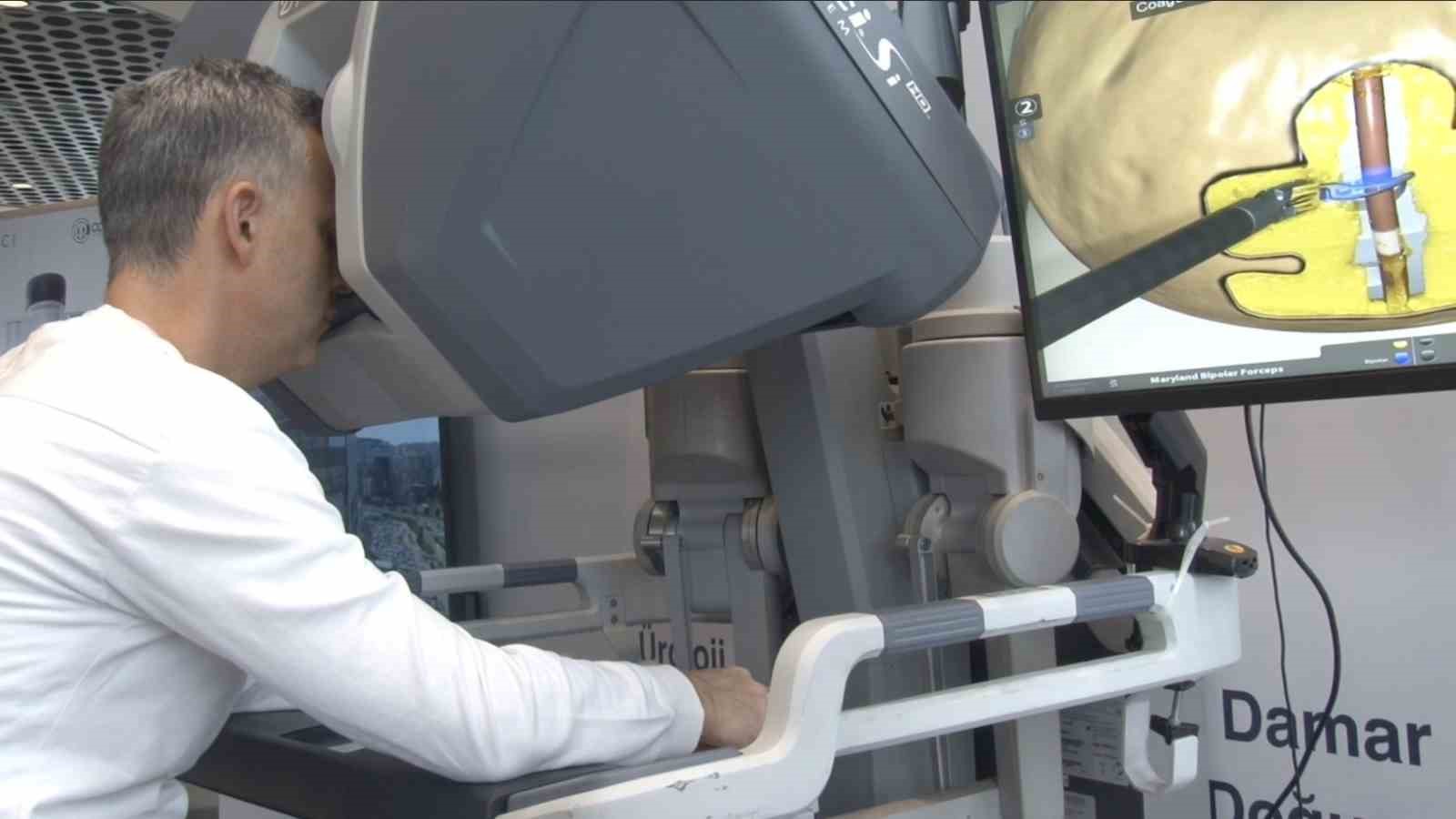 Bursa'da robotik ameliyat uygulamaları başladı