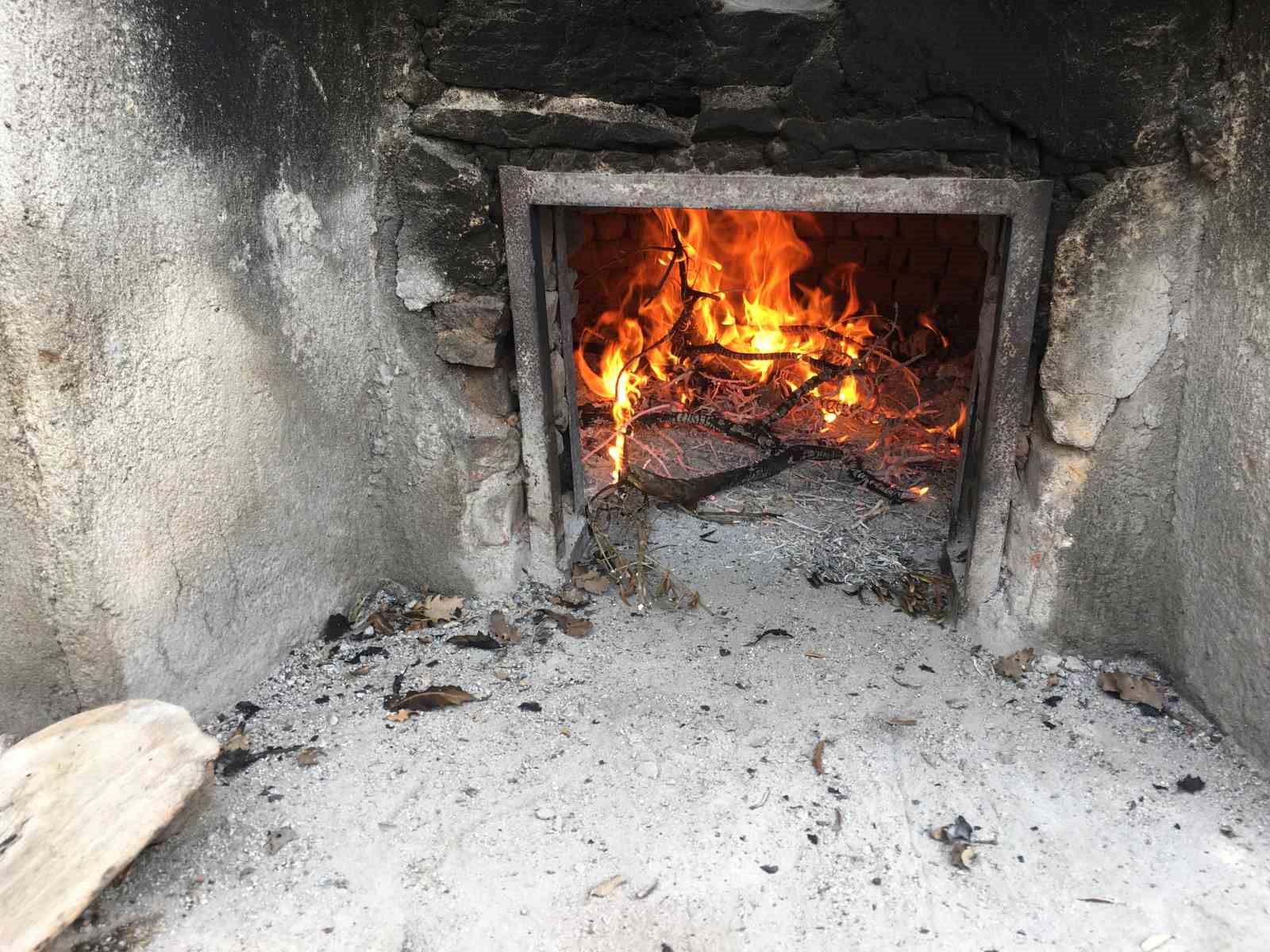 Taş fırından sofraya: Kızılca&rsquo;nın 30 g&uuml;n bayatlamayan ekmeği
