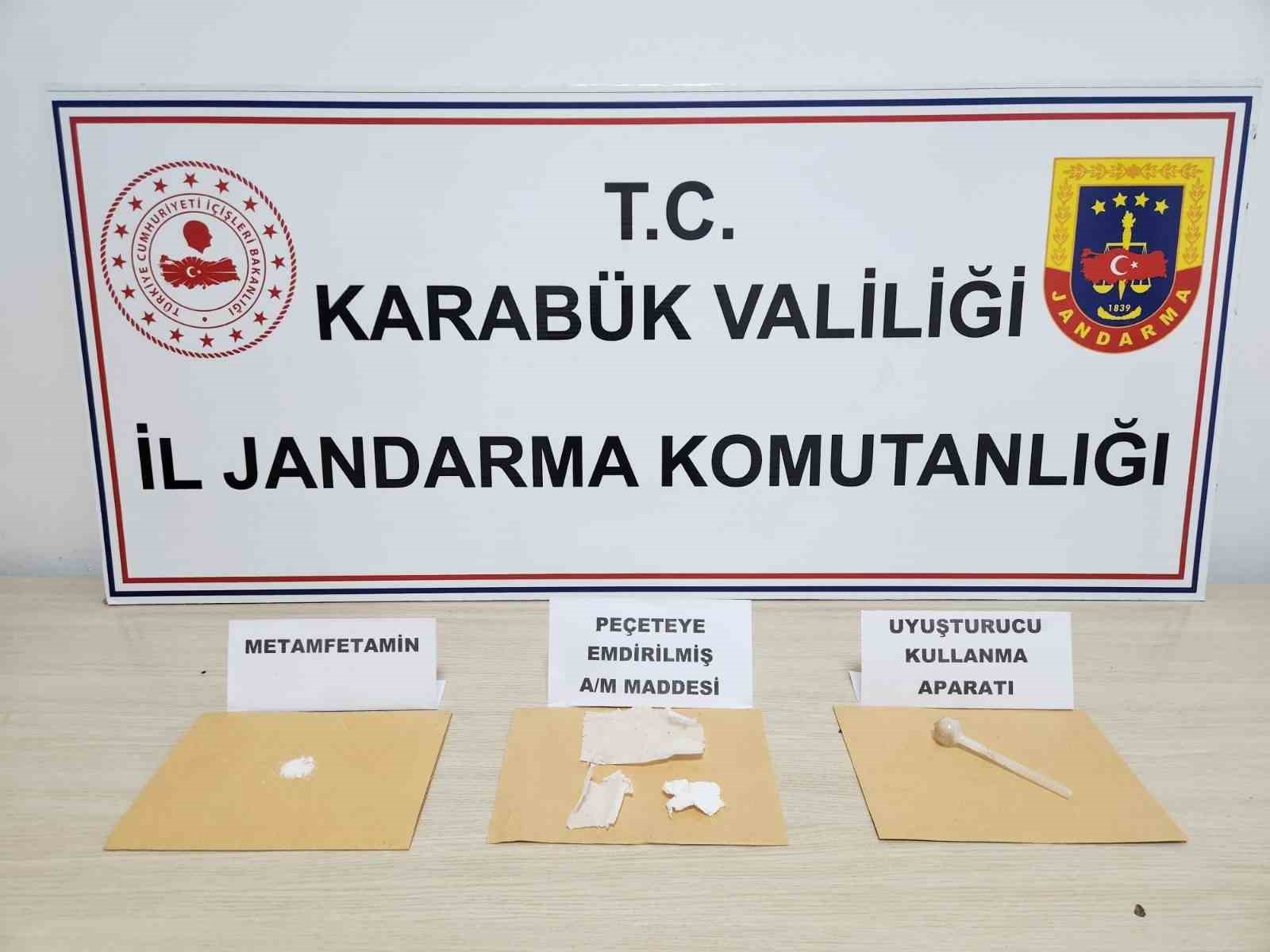 Karabük’te uyuşturucu operasyonu: 5 gözaltı