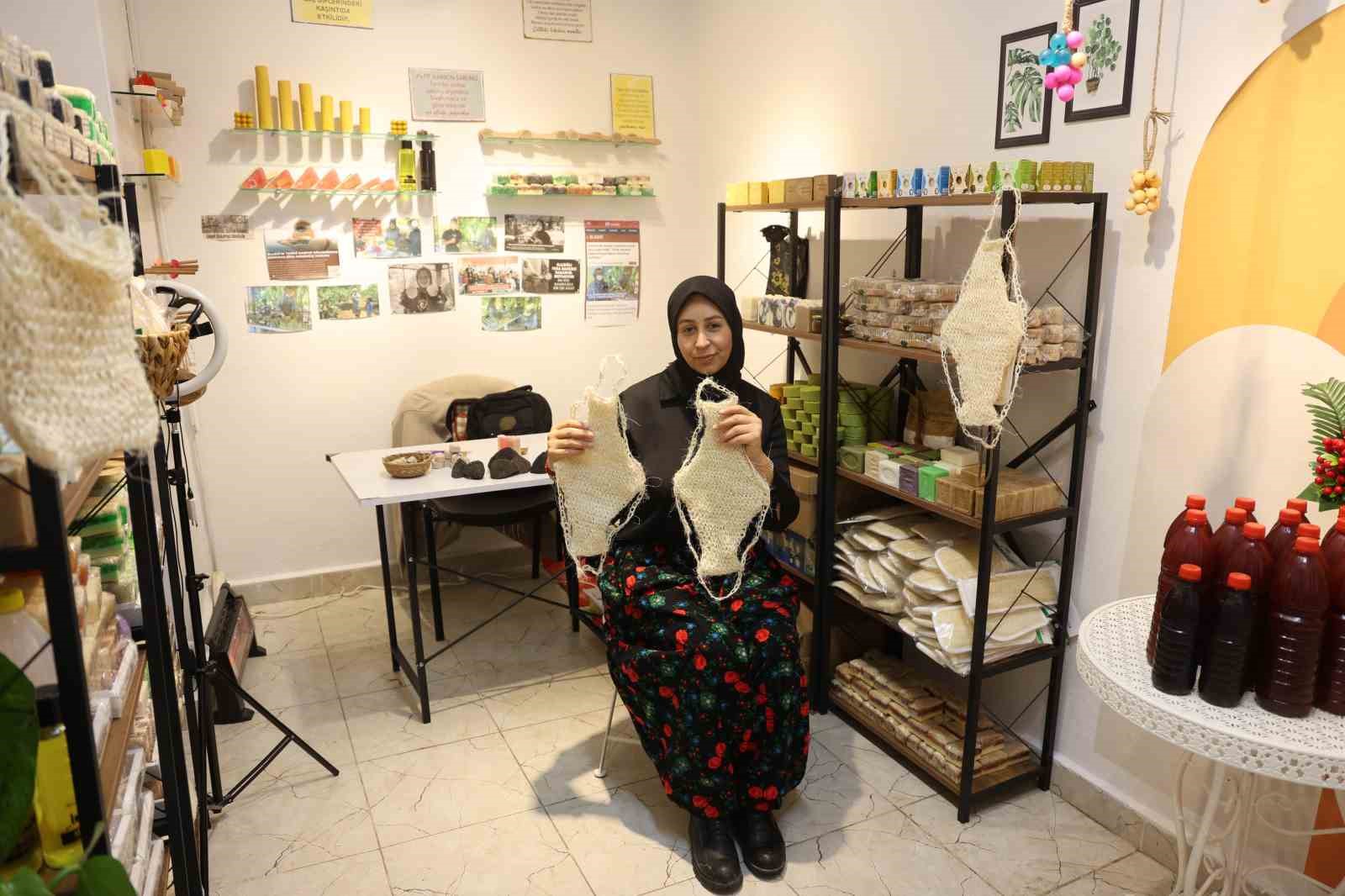 Mutfağında 3 &ccedil;eşitle başladı, 100 &ccedil;eşitle d&uuml;kkan a&ccedil;tı
