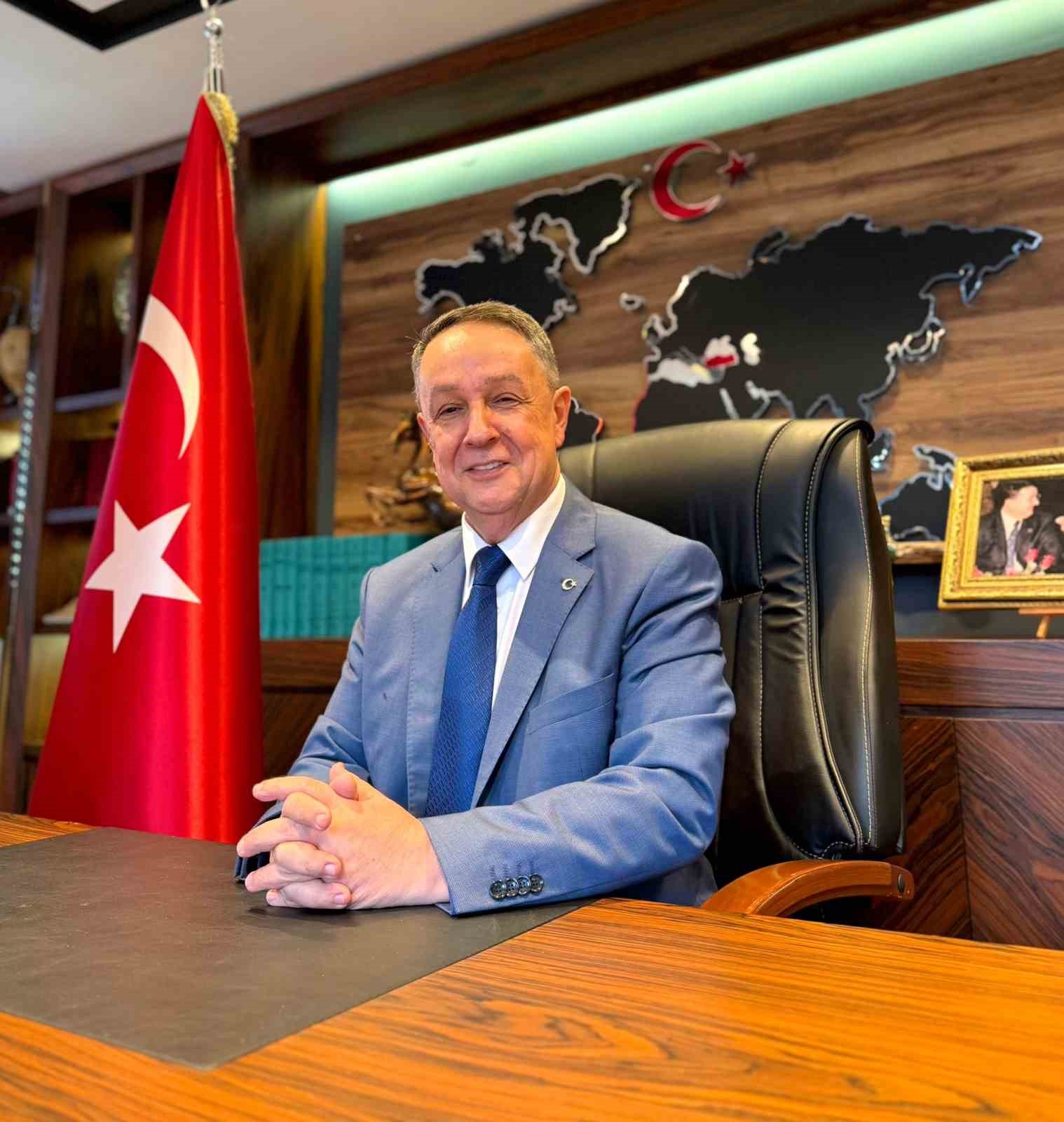 B&uuml;y&uuml;k Birlik Partisi 33. yaşını kutluyor
