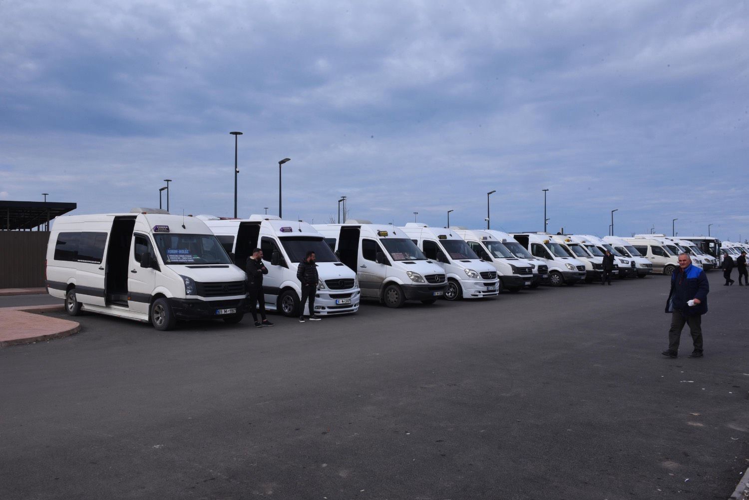 Trabzon&rsquo;da dolmuşlar yeni yerine taşınıyor
