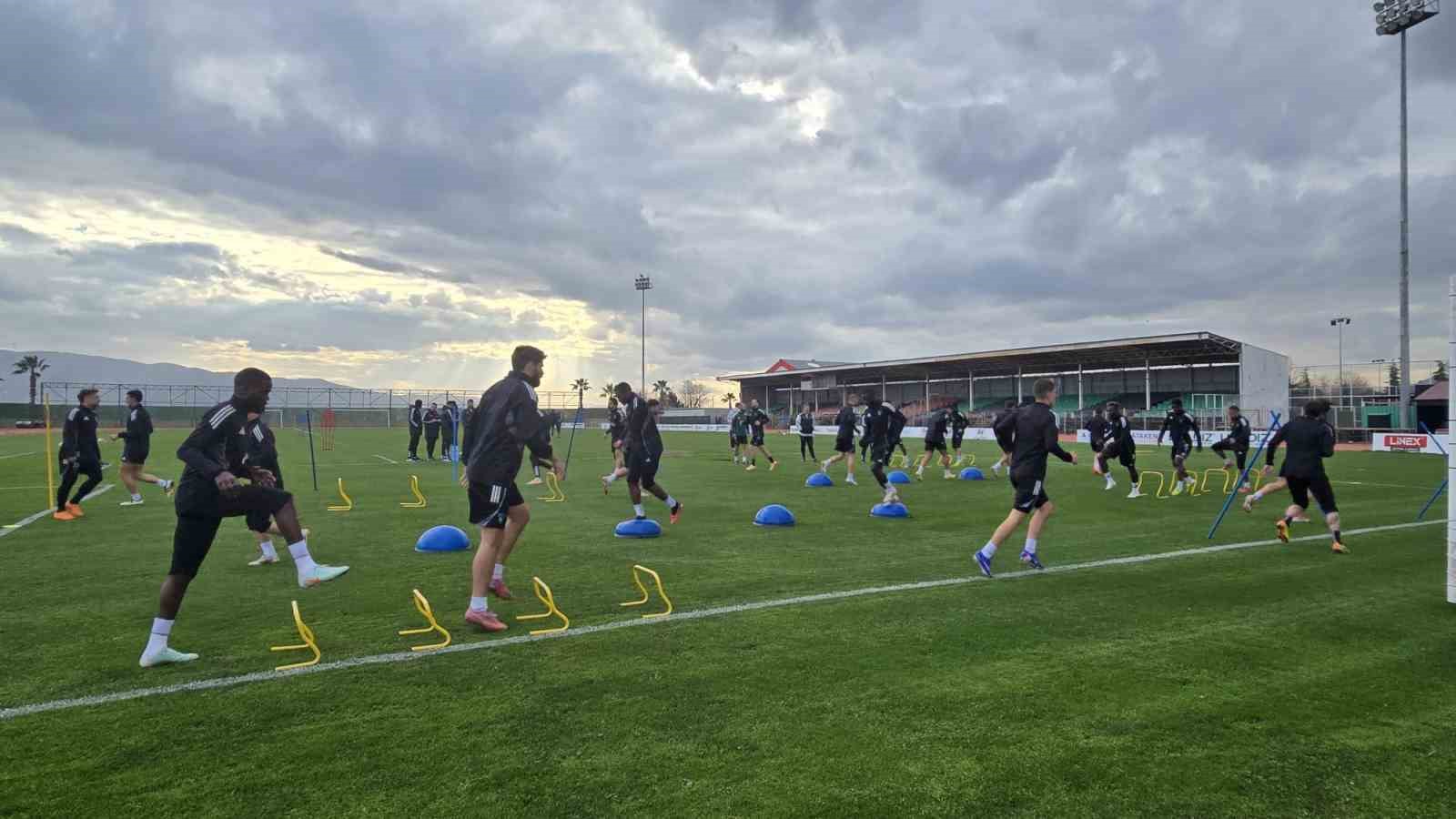 Dijksteel: "Daha &ccedil;ok isteyen ve fedakarlık yapan kazanır"
