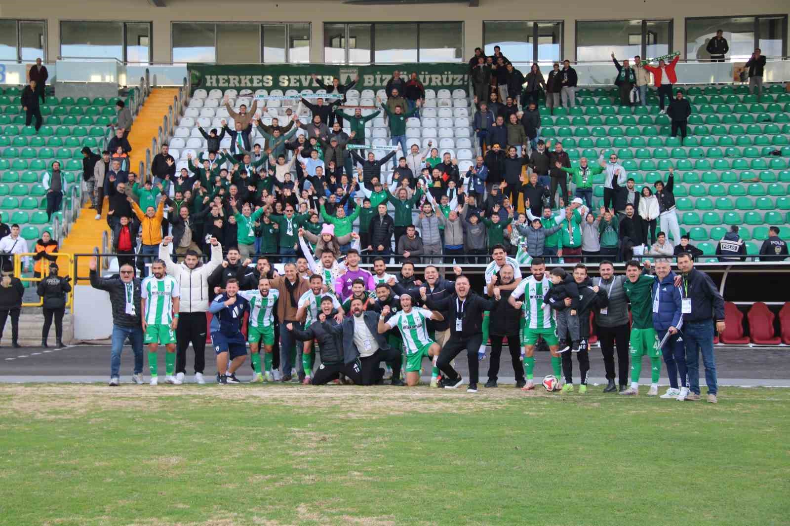 Muğlaspor Teknik Direktörü Durmuş: "Stresi yüksek bir maçtan 3 puanla ayrıldık"