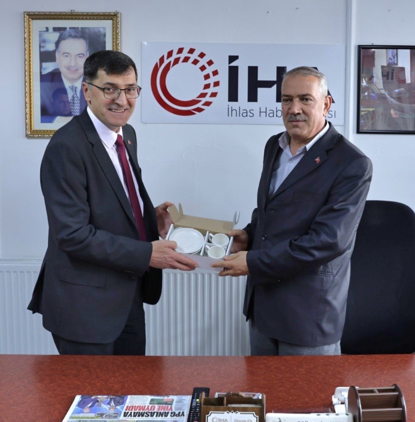 Başkan Kahveci: "Belediye b&uuml;t&ccedil;esi fazla veren iller arasında yedinci olduk"
